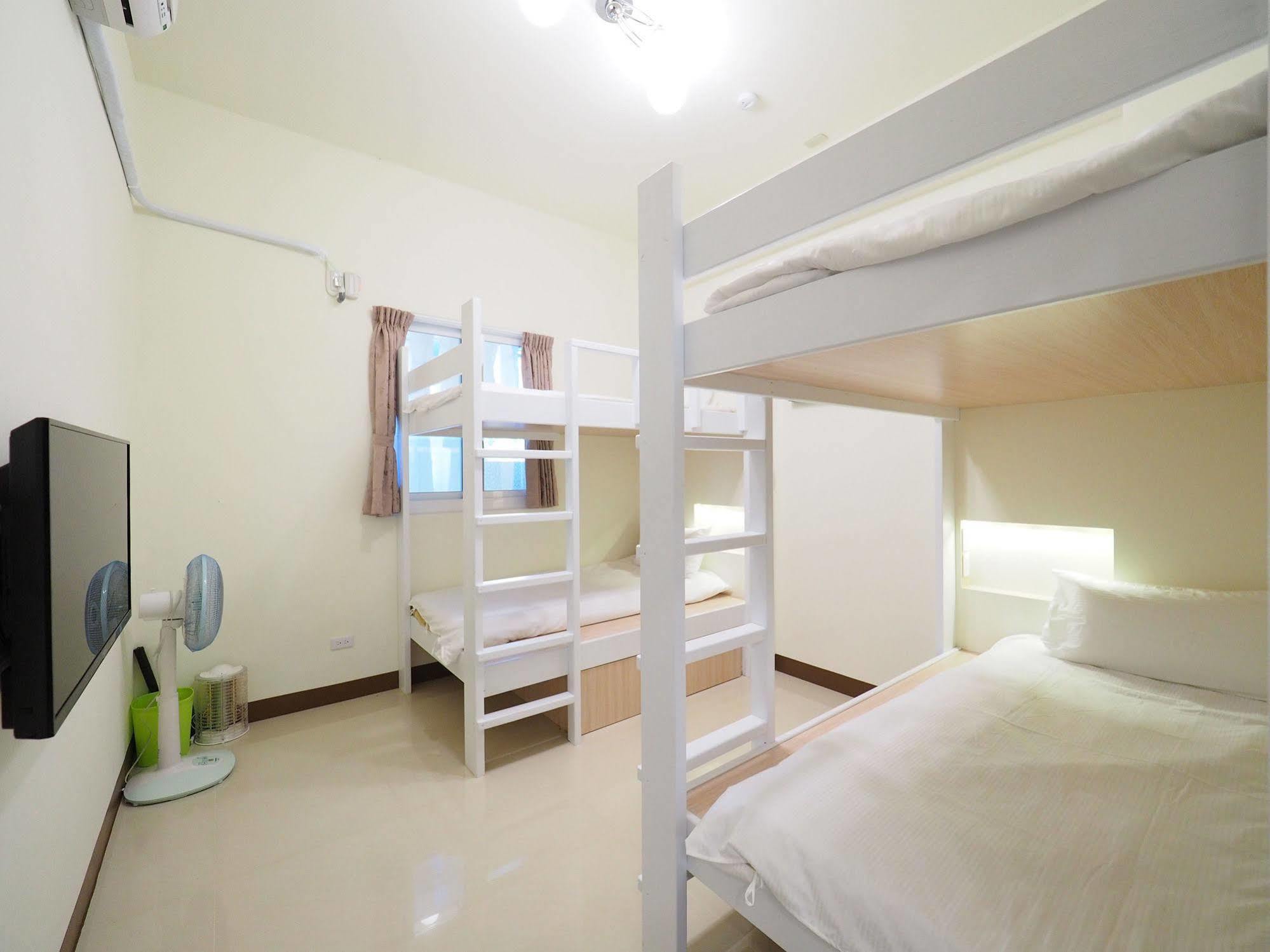 Love And Peace B&B T'ai-tung Extérieur photo